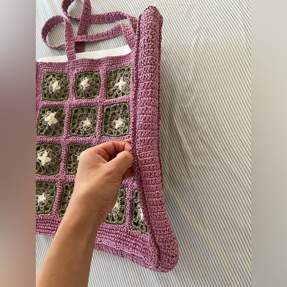 Tory Burch Pink & Green Raffia Hand Crochet Tote Bag - Picture 6 of 8